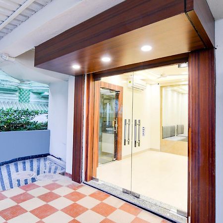 Super Townhouse Kaikhali Near Airport Calcutta Buitenkant foto