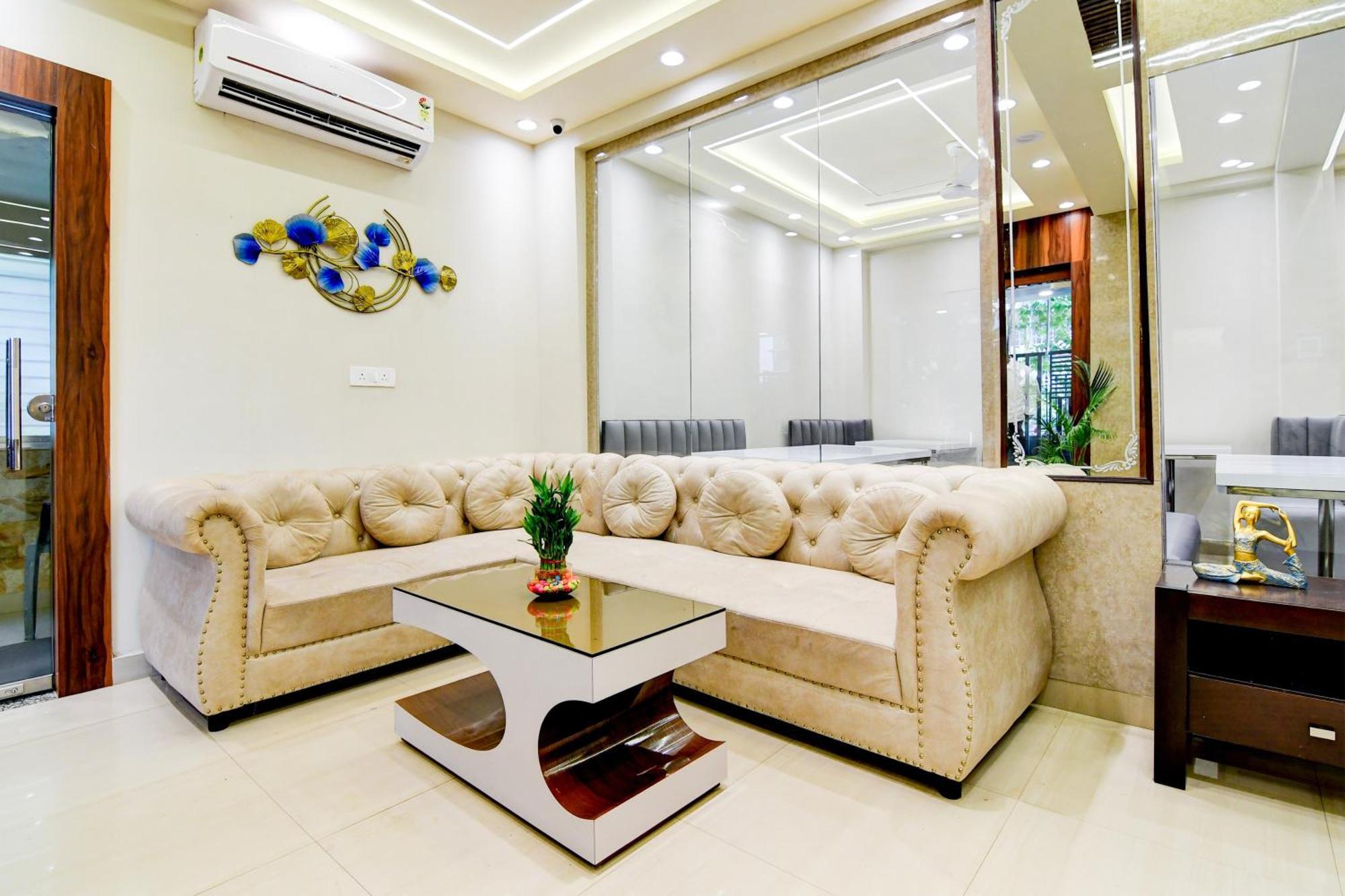 Super Townhouse Kaikhali Near Airport Calcutta Buitenkant foto
